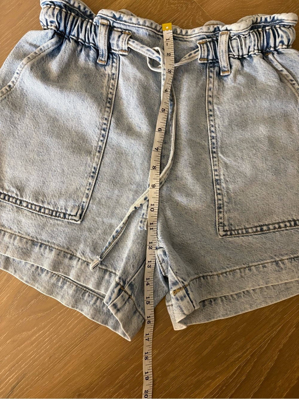 Light Wash Denim Paperbag Waist Shorts Small (4-6) - Picture 5 of 8